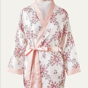 MORGAN LANE FLORAL SATIN ROBE